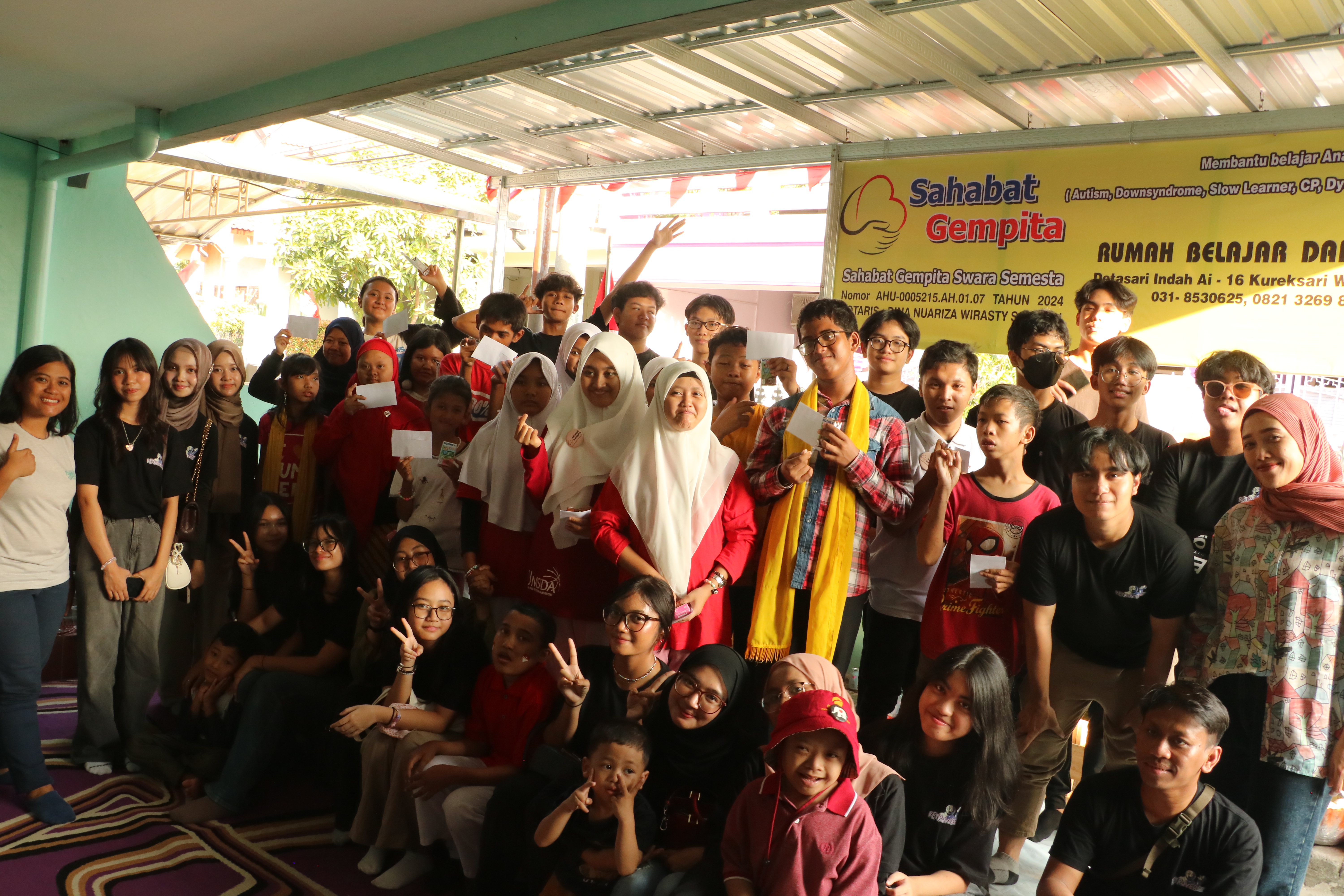 Artomic Retroverse Pioneered a New Tradition in SMA Pembangunan Jaya Sidoarjo Through Shared Laughters with “Sahabat Gempita”